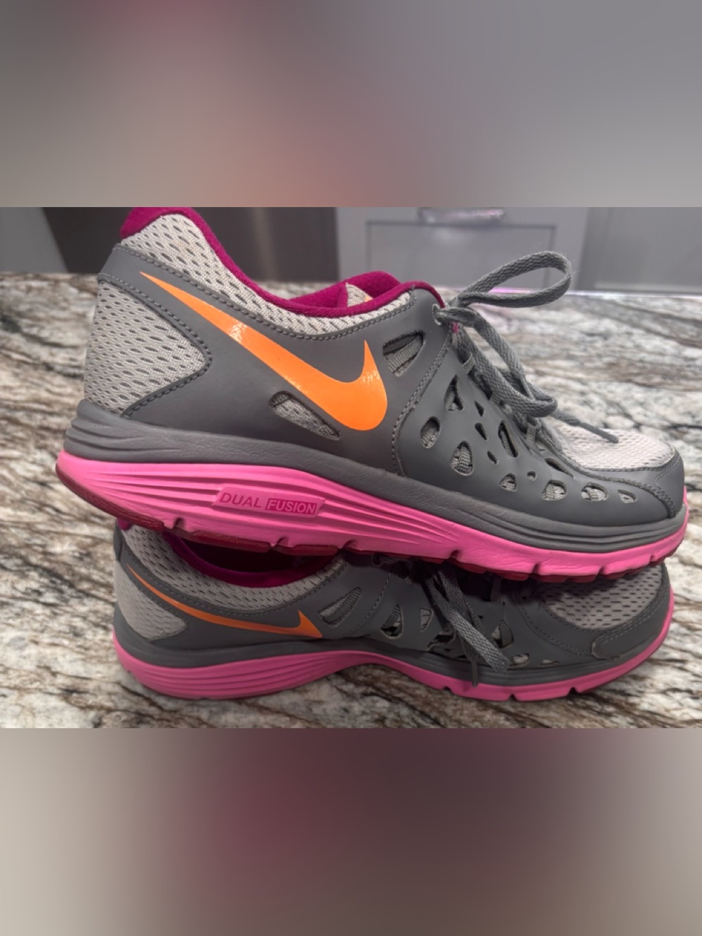 Nike Dual Fusion Run 2- Gray/Pink/Orange Womens 8.5